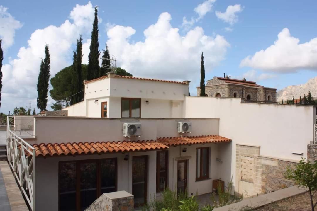 Al Tempio Della Pace Hotel Carini Bagian luar foto